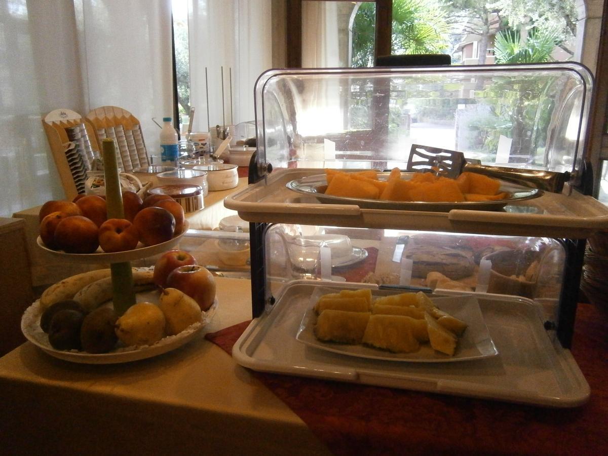 Hotel Chiara Sirmione Luaran gambar